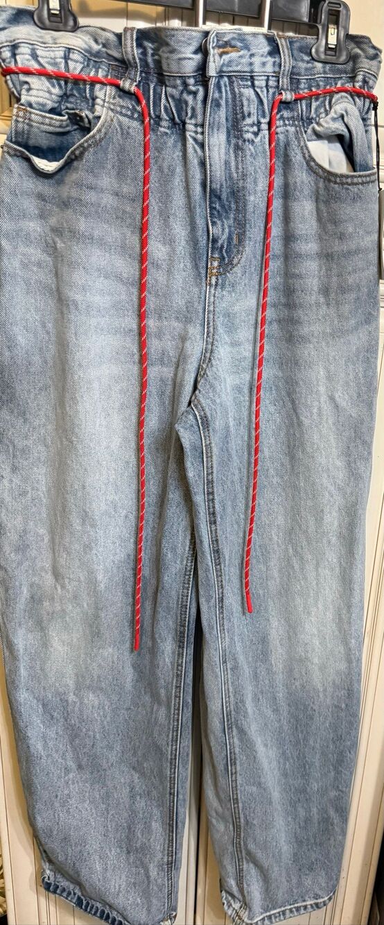 KBB by Kahlana Women's High Rise Barrel Leg Jeans Blue Red Size 4 NWT